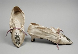 1785-Shoes-Italian-heel-Glossary-HandBound